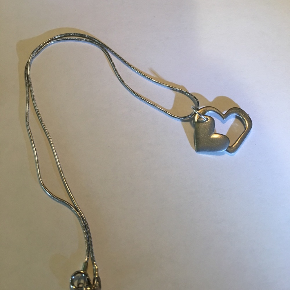 DOUBLE HEART NECKLACE - Picture 3 of 5